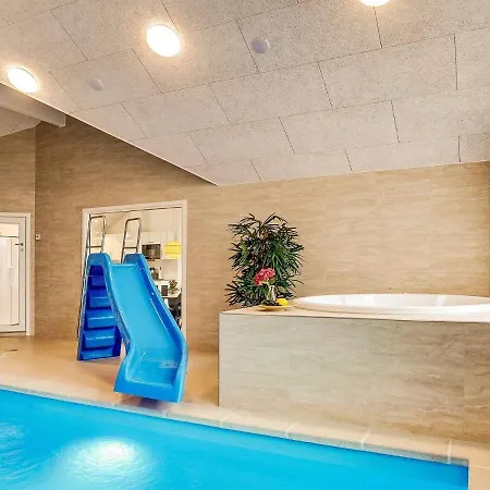 Luxury Retreat In Mommark Semesterbostad *