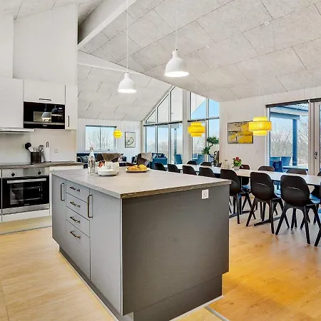 Luxury Retreat In Mommark Holiday home *