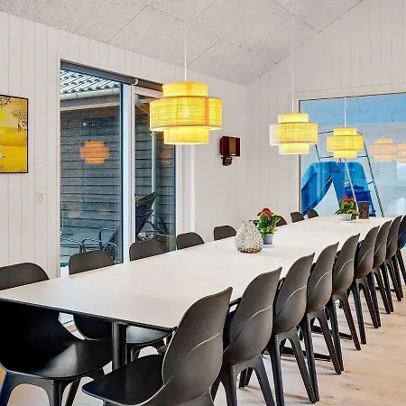 Luxury Retreat In Mommark Semesterbostad
